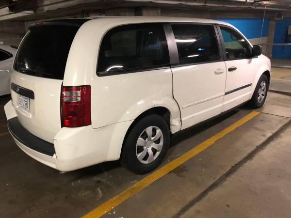 08 Dodge Grand Caravan 41k - cars & trucks - by owner - vehicle... for sale in Annandale, District Of Columbia – photo 3