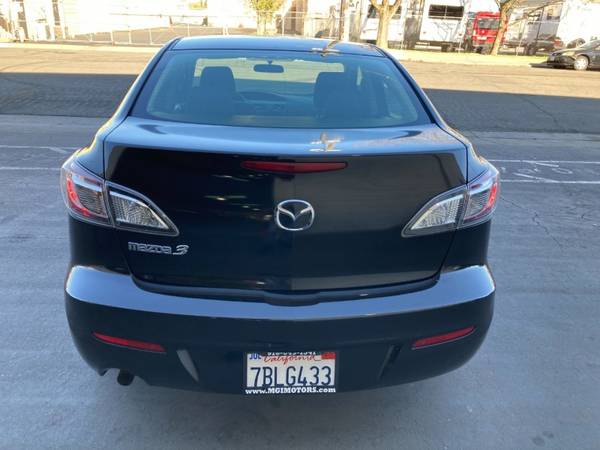 2013 Mazda Mazda3 4dr Sdn Auto i SV , Clean Saver with Black for sale in Sacramento , CA – photo 6