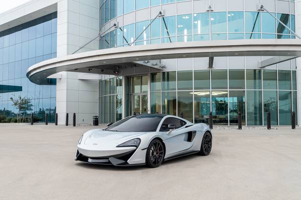 2017 Mclaren 570GT Only 8k Miles Rare and Loaded *MUST SEE* LOOK!!!!... for sale in Tempe, PA