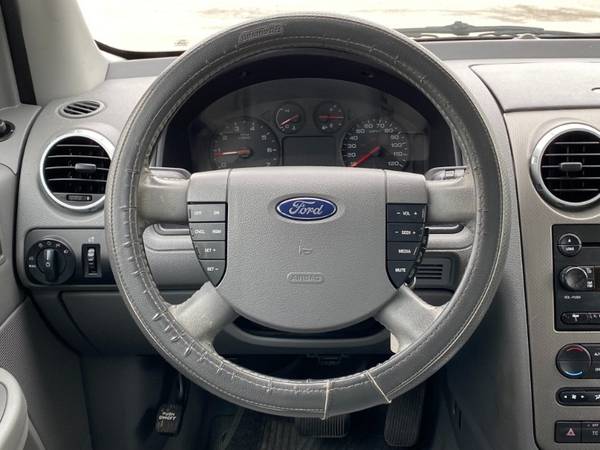 2006 Ford Freestyle SEL AWD - - by dealer - vehicle for sale in Council Bluffs, IA – photo 16