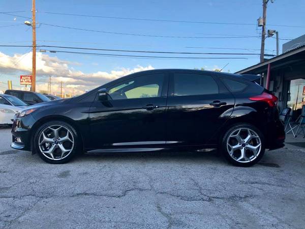 2017 FORD FOCUS ST - cars & trucks - by dealer - vehicle automotive... for sale in San Antonio, TX – photo 7