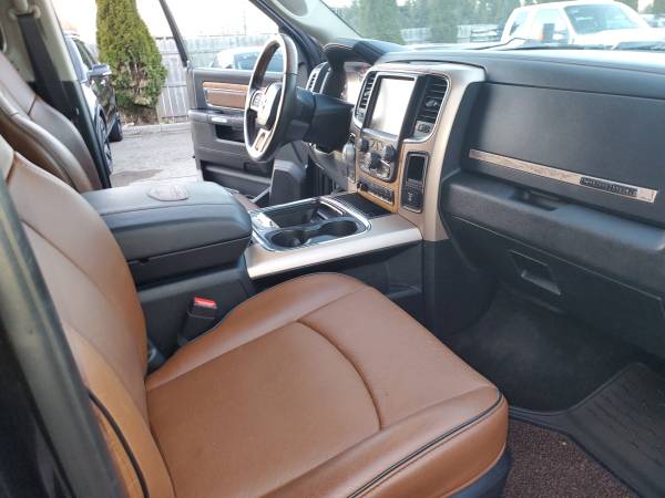 2015 Dodge Ram Laramie "Longhorn" crew cab 4x4-LOADED TO THE MOON !!... for sale in Mc Farland, WI – photo 11