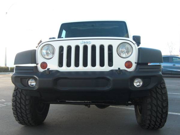 2010 JEEP WRANGLER UNLIMITED RUBICON LIFTED SUPER NICE NEW 33" M/T -... for sale in San Diego, CA – photo 4