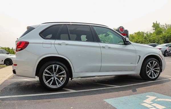 2016 *BMW* *X5* *xDrive50i* Mineral White Metallic for sale in Oak Forest, IL – photo 8