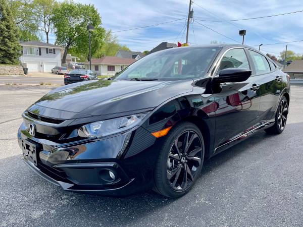 2019 Honda Civic Sport Sedan 1 Owner Local Trade only 5, 027 miles for sale in Cottage Grove, WI – photo 4