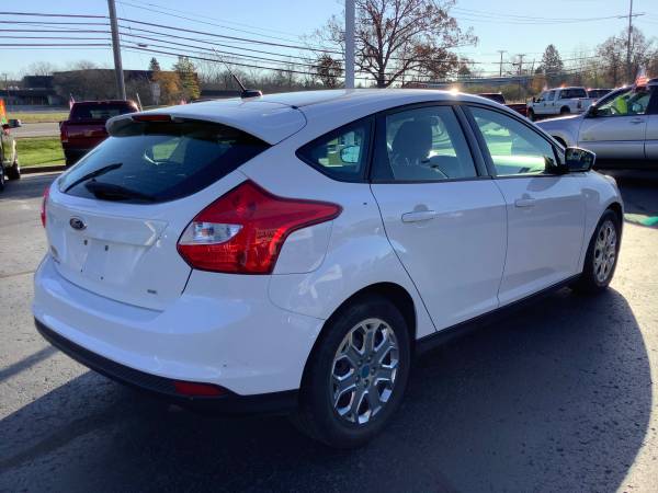 2012 Ford Focus SE! Nice! Low Miles! - cars & trucks - by dealer -... for sale in Ortonville, MI – photo 5