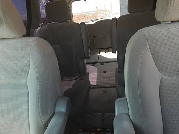2004 Toyota Sienna - - by dealer - vehicle automotive for sale in Saint Stephens, WY – photo 10