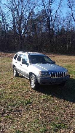 2002 jeep grand Cherokee laredo 4x4 - cars & trucks - by owner -... for sale in Spindale, NC – photo 2