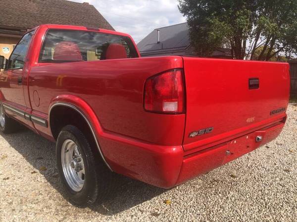 2000 CHEVY S10, NO RUST, 6 SPEED, LT1 MOTOR, VERY NICE & CLEAN -... for sale in Vienna, WV – photo 3