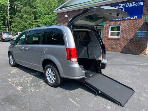 2018 Dodge Grand Caravan SXT handicap wheelchair accessible for sale in dallas, GA