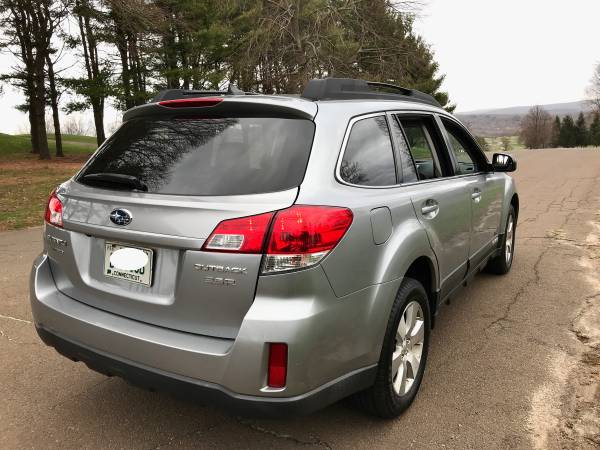 2011 Subaru Outback 3 6R Limited H6 AWD 1 Owner 132K for sale in Other, RI – photo 7