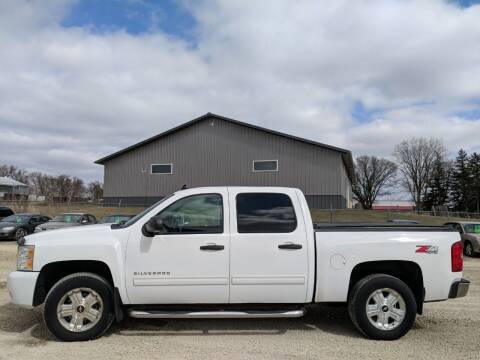 2010 Chevy Silverado - - by dealer - vehicle for sale in Rochester, MN – photo 2