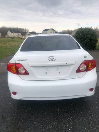 2010 TOYOTA COROLLA LE, V4 ENGINE, 2 0L, WHITE, 6000 - cars & for sale in Bowie, District Of Columbia – photo 2