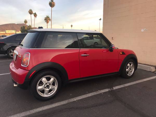 Mini Cooper 2007 Clean Title Fun to Drive - cars & trucks - by owner... for sale in Phoenix, AZ – photo 3