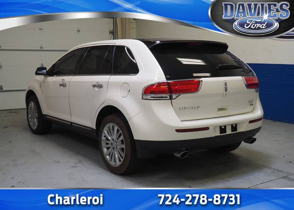 2013 Lincoln MKX Station Wagon - - by dealer - vehicle for sale in Charleroi, PA – photo 2