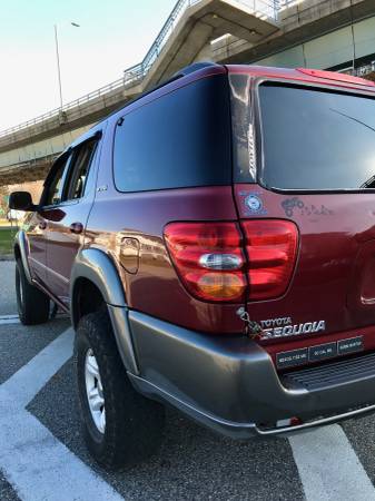 2003 Toyota Sequoia SR5 4WD 3rd Row - cars & trucks - by owner -... for sale in Niantic, NY – photo 8