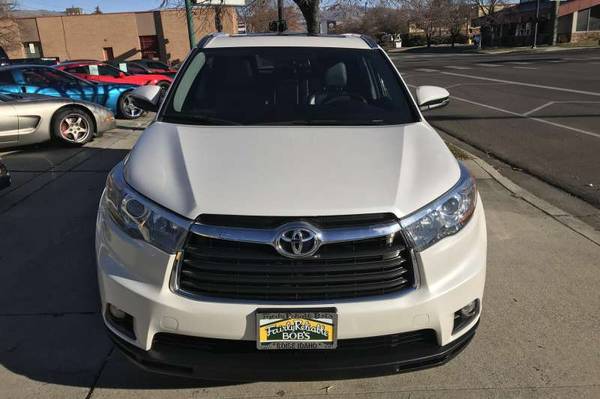 2015 Toyota Highlander XLE - cars & trucks - by dealer - vehicle... for sale in Boise, ID – photo 2