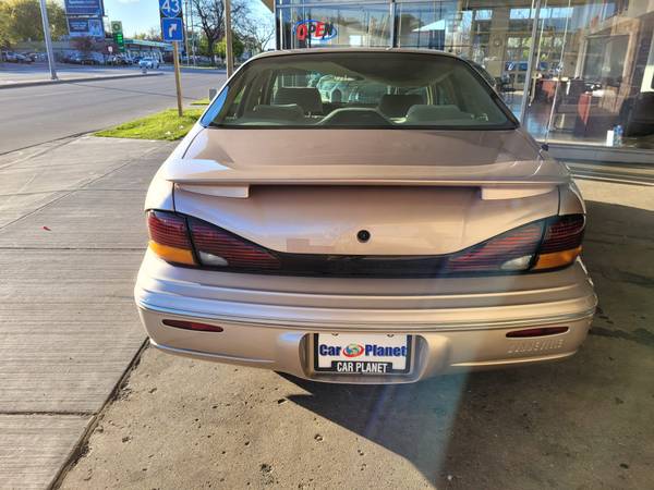 1998 PONTIAC BONNEVILLE - - by dealer - vehicle for sale in MILWAUKEE WI 53209, WI – photo 9