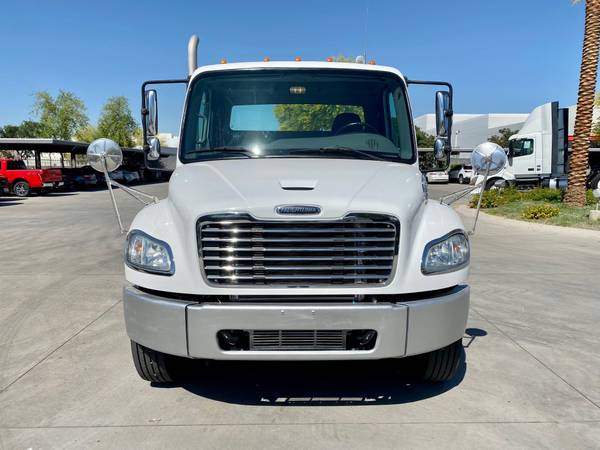 2017 FREIGHTLINER M2 CAB & CHASSIS - - by dealer for sale in Phoenix, CA – photo 3