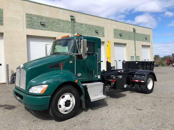 2011 Kenworth T270 Palfinger Hooklift Truck 8847 for sale in Coventry, RI – photo 3