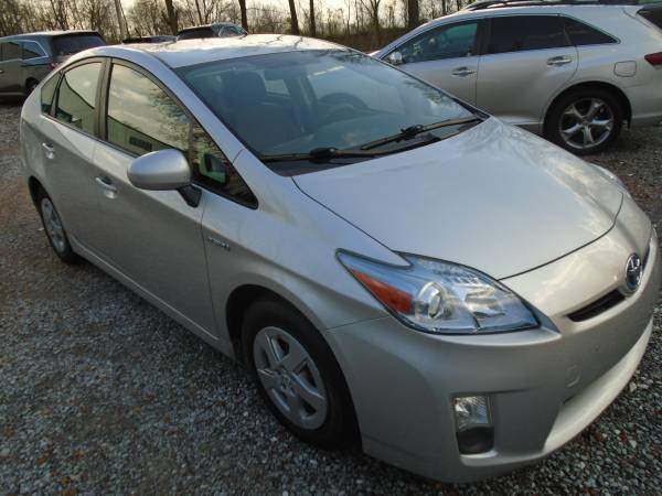 2011 Toyota ( Red ) Prius ( 51 MPG City ) We Trade for sale in Hickory, TN – photo 12