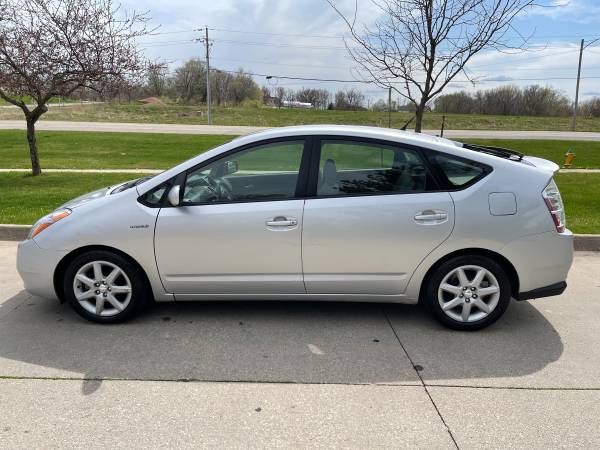 2007 TOYOTA PRIUS HYBRID 60 MPG CITY - - by dealer for sale in Carlisle, IA – photo 5
