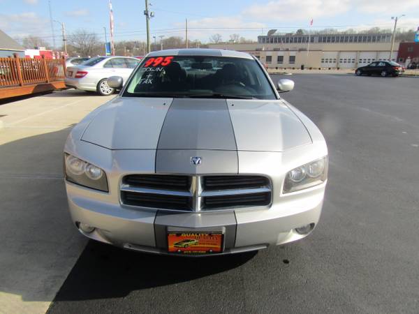 2010 DODGE CHARGER SXT - cars & trucks - by dealer - vehicle... for sale in Hamilton, OH – photo 2