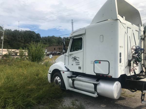 2007 Freightliner Columbia - cars & trucks - by owner - vehicle... for sale in Trussville, AL – photo 7