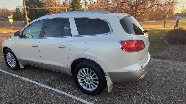 2011 Buick Enclave CXL AWD for sale - cars & trucks - by owner -... for sale in Saint Paul, MN – photo 15