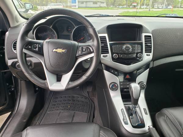 2014 Chevy Cruze LT with LEATHER, runs great! - - by for sale in Highland, IL – photo 9