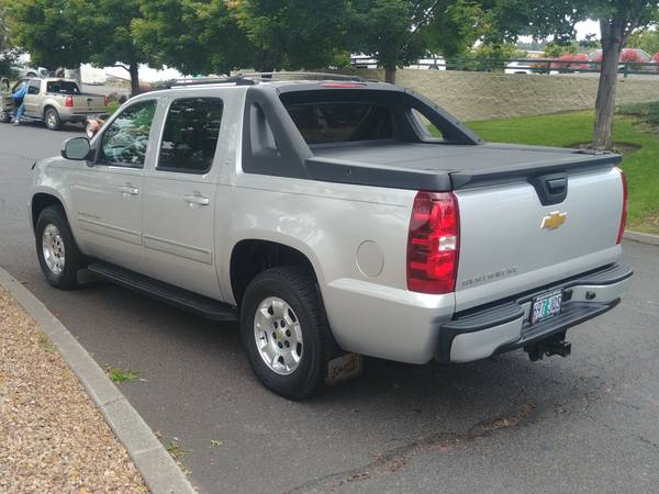 2012 Chevrolet Avalanche LT sport Utility pickup for sale in Bend, OR – photo 3