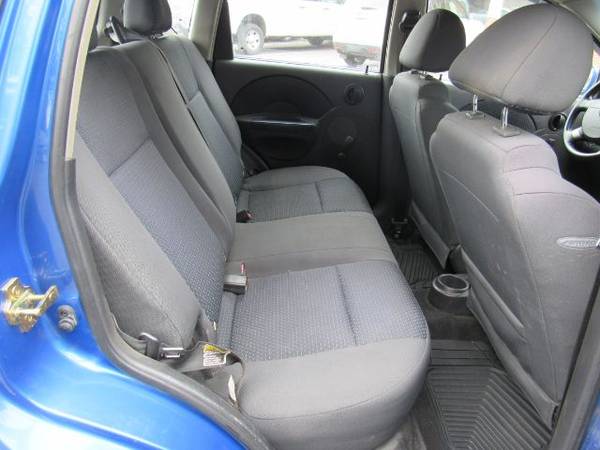 06 CHEVROLET AVEO + INEXPENSIVE COMMUTER + AS LITTLE AS $500 DOWN -... for sale in WASHOUGAL, OR – photo 11