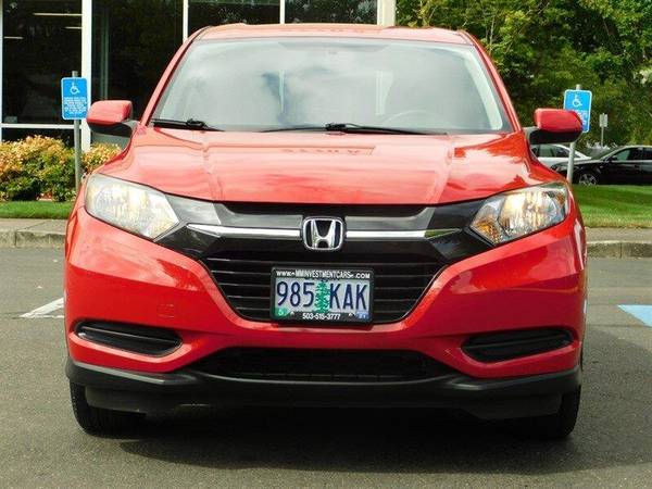 2017 Honda HR-V LX Crossover AWD / Backup Cam/ 1-OWNER/14,000 MILE... for sale in Portland, OR – photo 5