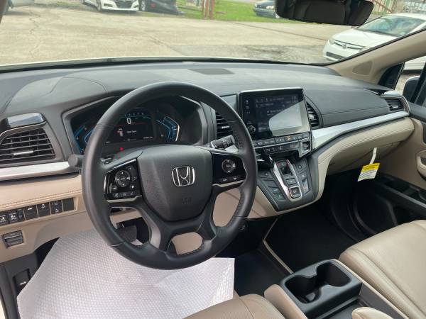 2019 HONDA ODYSSEY WHITE - - by dealer - vehicle for sale in New Orleans, LA – photo 6