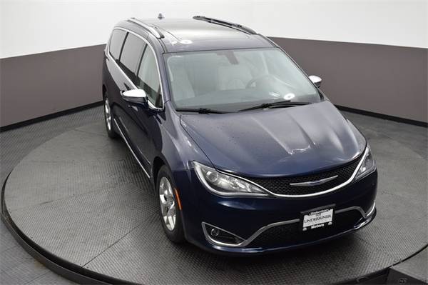 2017 Chrysler Pacifica Limited van Jazz Blue Pearlcoat - cars & for sale in Billings, MT – photo 10