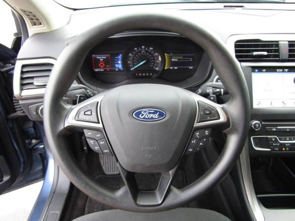 2018 *Ford* *Fusion* *SE FWD* - cars & trucks - by dealer - vehicle... for sale in Council Bluffs, NE – photo 13