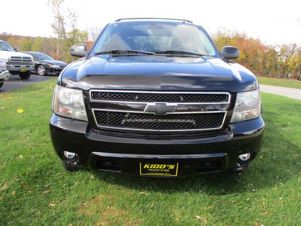 2007 chevrolet avalanche 4x4 - cars & trucks - by dealer - vehicle... for sale in Fort Atkinson, WI – photo 3