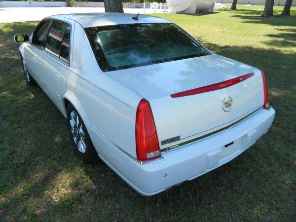 CADILLAC DTS PRICED TO SELL - - by dealer - vehicle for sale in Jacksonville, FL – photo 5