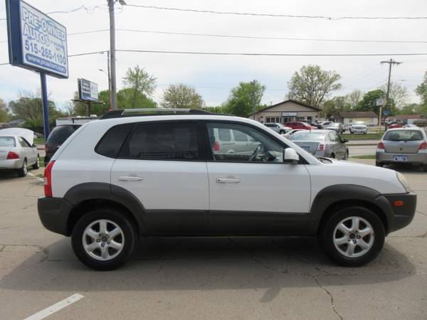 2005 Hyundai Tuscon SUV - Automatic/Wheels/1 Owner/Low Miles - 78K! for sale in Des Moines, IA – photo 5