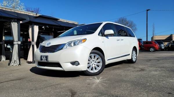 2016 Toyota Sienna XLE Premium - - by dealer - vehicle for sale in Georgetown, KY – photo 2