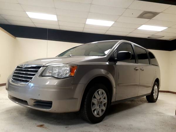 2009 Chrysler Town Country Van, ....NICE!!!!.... - cars & trucks -... for sale in Decatur, GA – photo 7