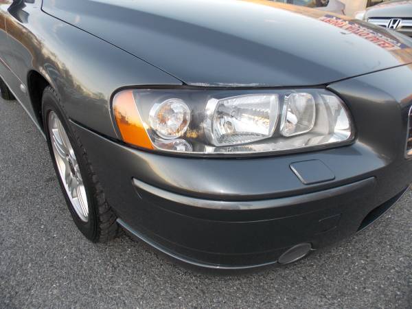 2006 Volvo S60 (low mileage, extra clean, inspected) - cars & trucks... for sale in Carlisle, PA – photo 9