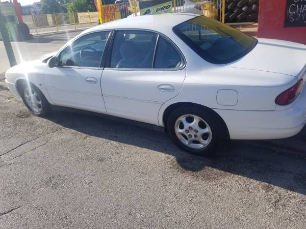 1999 OLDSMOBILE INTRIGUE for sale in South Holland, IL – photo 2