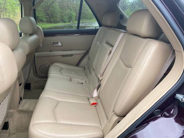 2009 Cadillac SRX V6 All Wheel Drive Third Row - - by for sale in Grand Blanc, MI – photo 22