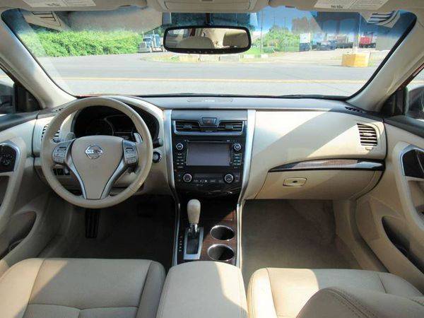 2013 Nissan Altima 3.5 SL 4dr Sedan - CASH OR CARD IS WHAT WE LOVE! for sale in Morrisville, PA – photo 17