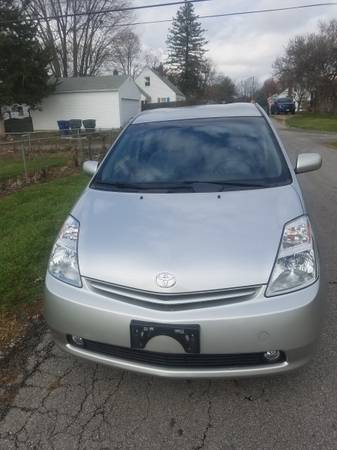 2005 toyota prius hybrd 81,433 miles very reliable runs great - cars... for sale in Columbus, OH – photo 3