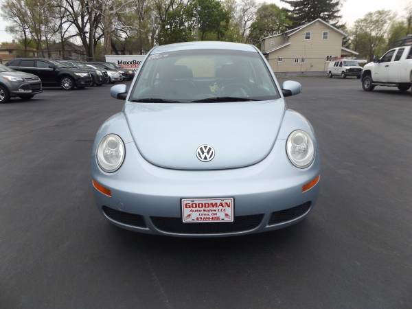 2010 VOLKSWAGON BEETLE - - by dealer - vehicle for sale in Lima, OH – photo 2