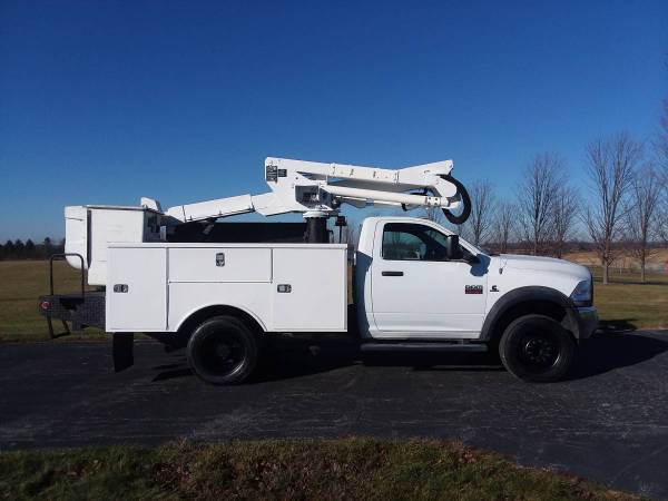 45' 2012 Dodge Ram 5500 Diesel Bucket Boom Lift Truck ALTEC AT37G -... for sale in Gilberts, IA – photo 9