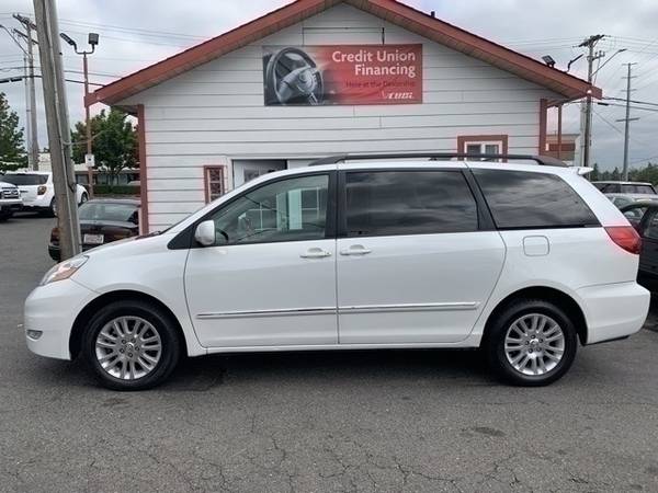 2008 Toyota Sienna In-House Financing for Out-House Credit! for sale in Lynnwood, WA – photo 2