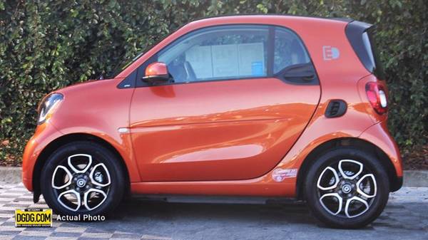 2017 smart Fortwo electric drive prime coupe Lava Orange Metallic -... for sale in San Jose, CA – photo 17